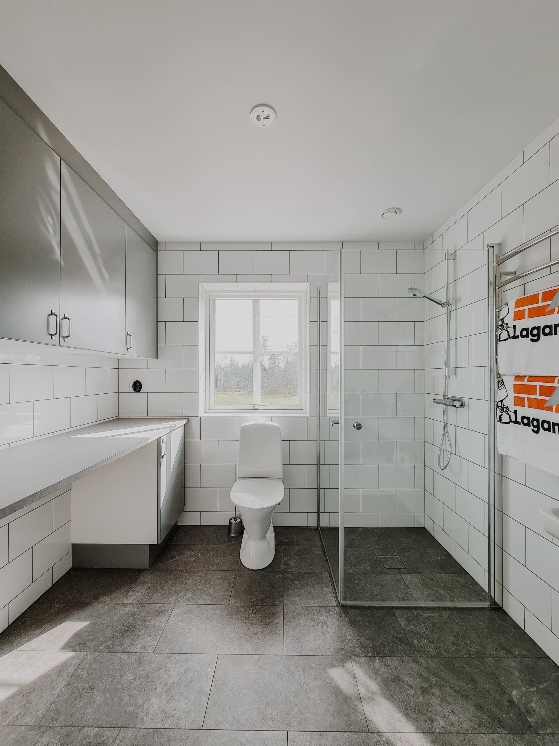 Badrumsrenovering nybyggnation av villa i Lagan – Lagans Byggnads AB