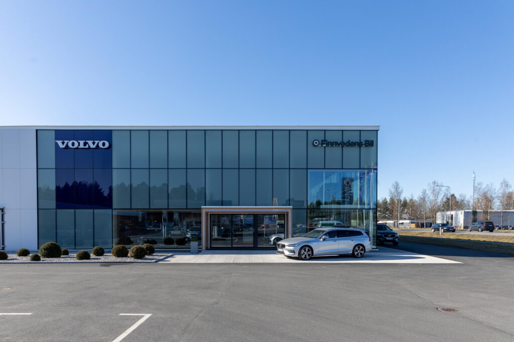 Om- och tillbyggnation hos Finnvedens Bil i Värnamo utförd av Lagans Byggnads